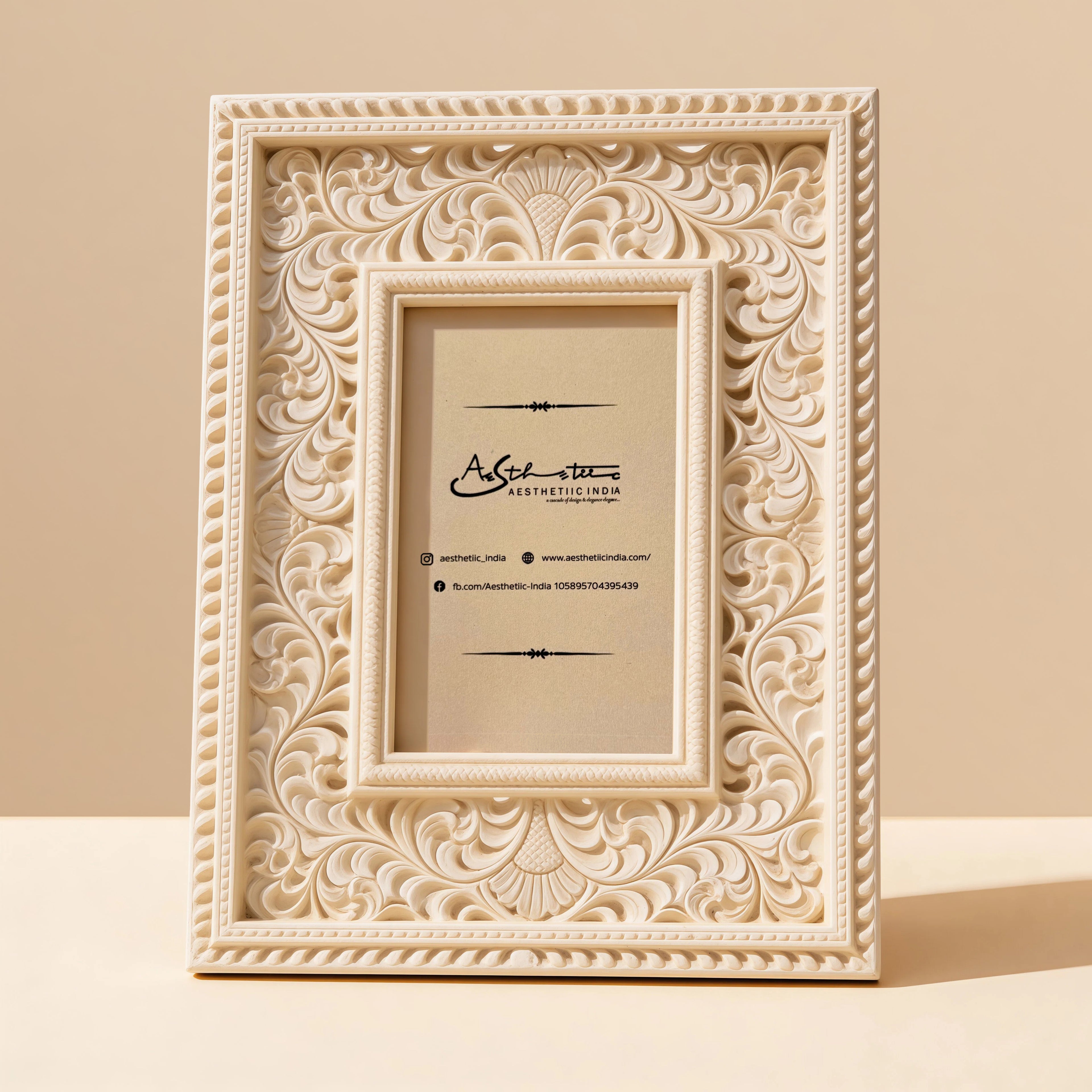 Ivory Look-Alike Royal Heritage Photo Frame