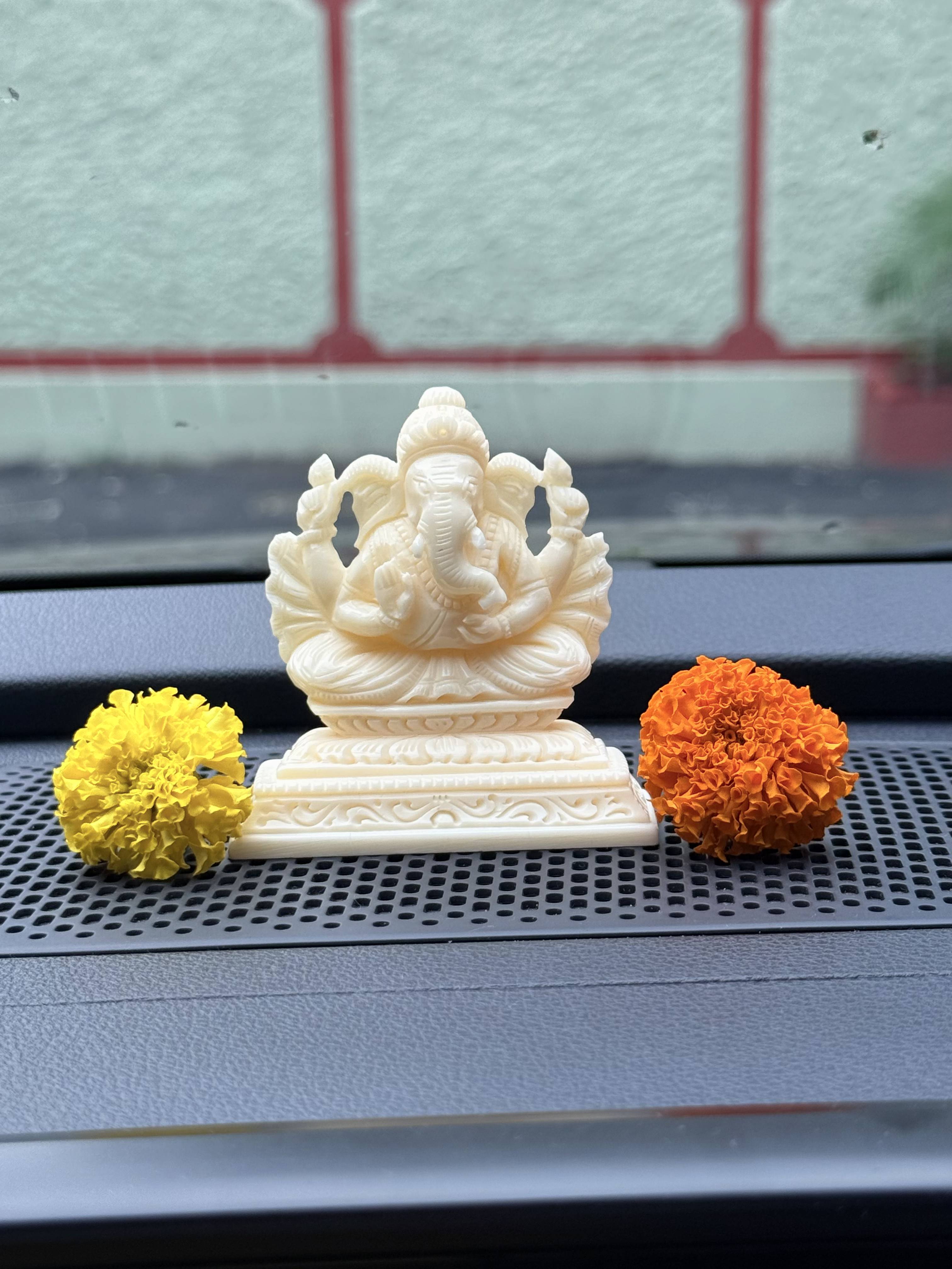 Small Ivory Look Alike Ganesha (car dashboard)