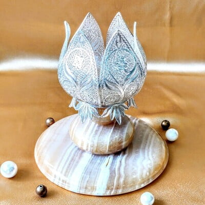 Padma table top
