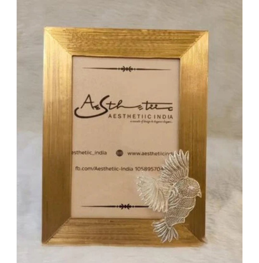 Kingfisher frame