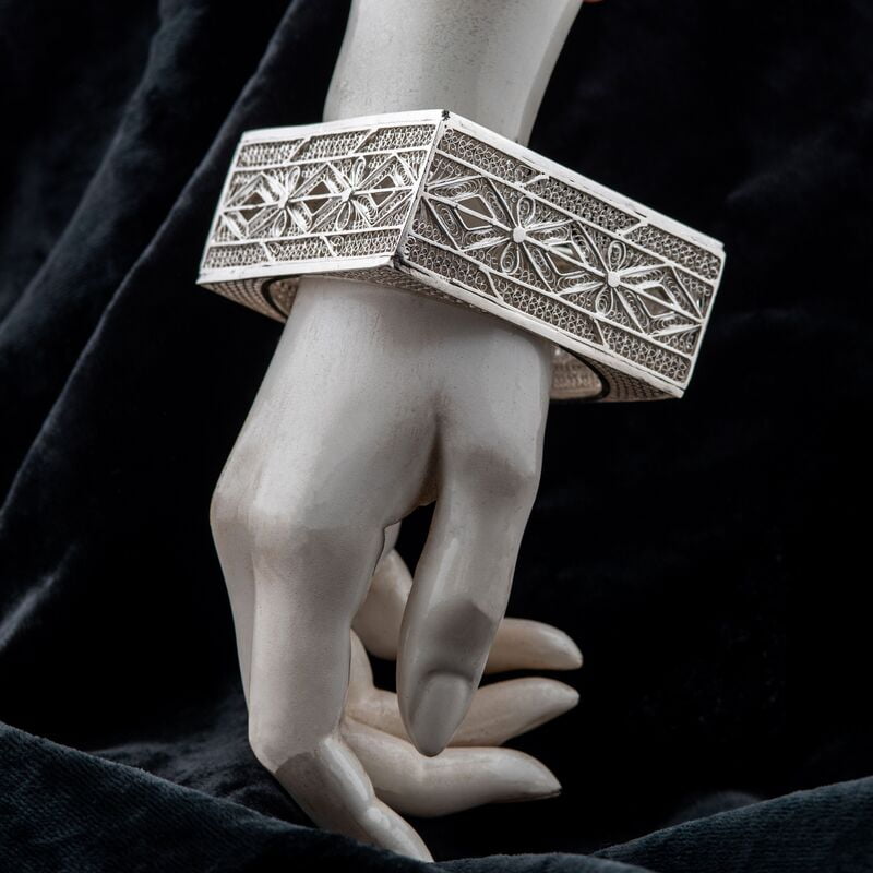 Neisha Valaya Handcrafted