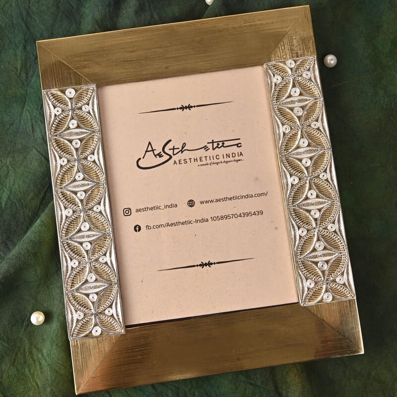 Exquisite Filigree Photo Frame