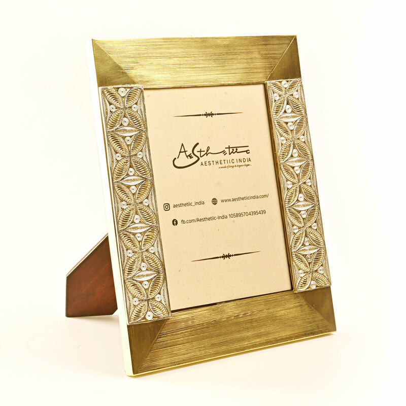 Exquisite Filigree Photo Frame
