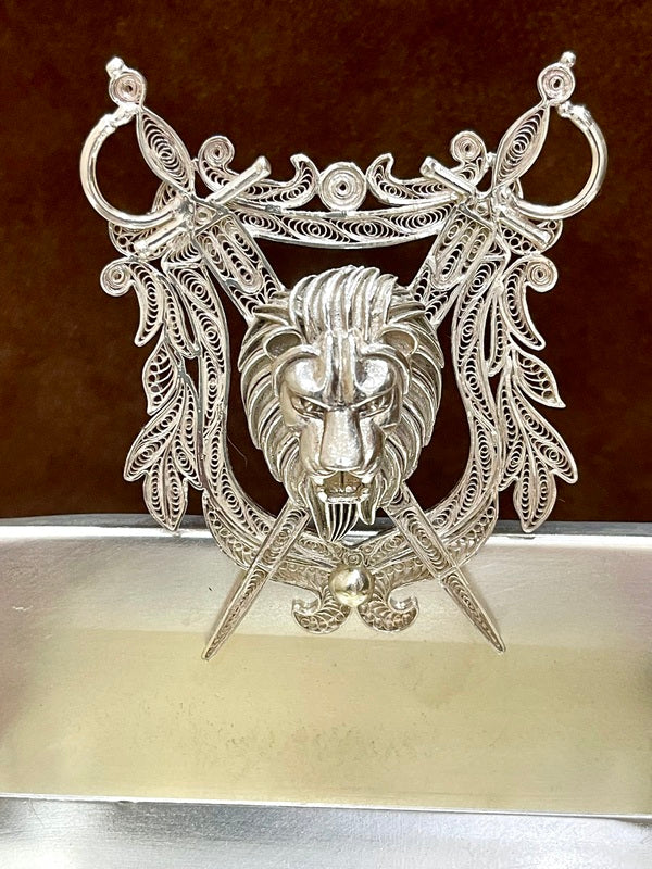 Silver Lion Office Tabletop