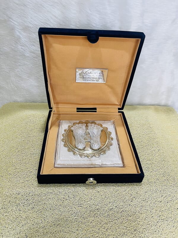 Handcrafted Silver Filigree Vishnu Charan
