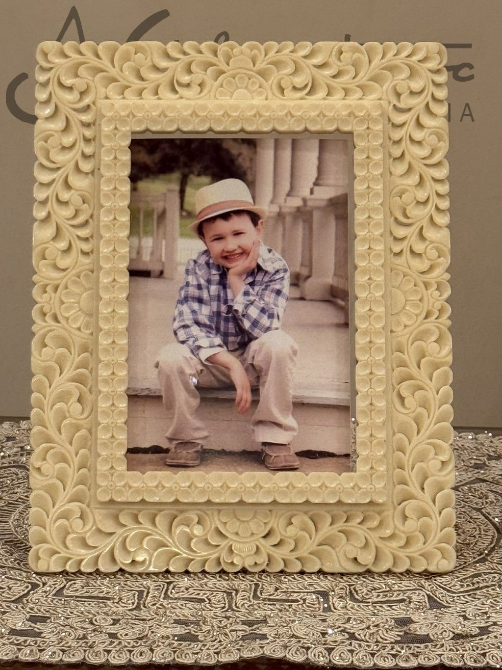 Ivory Look-Alike Eternal Memories Frame