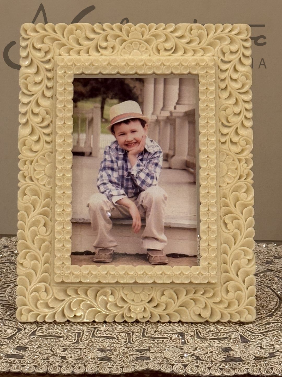 Ivory Look-Alike Eternal Memories Frame