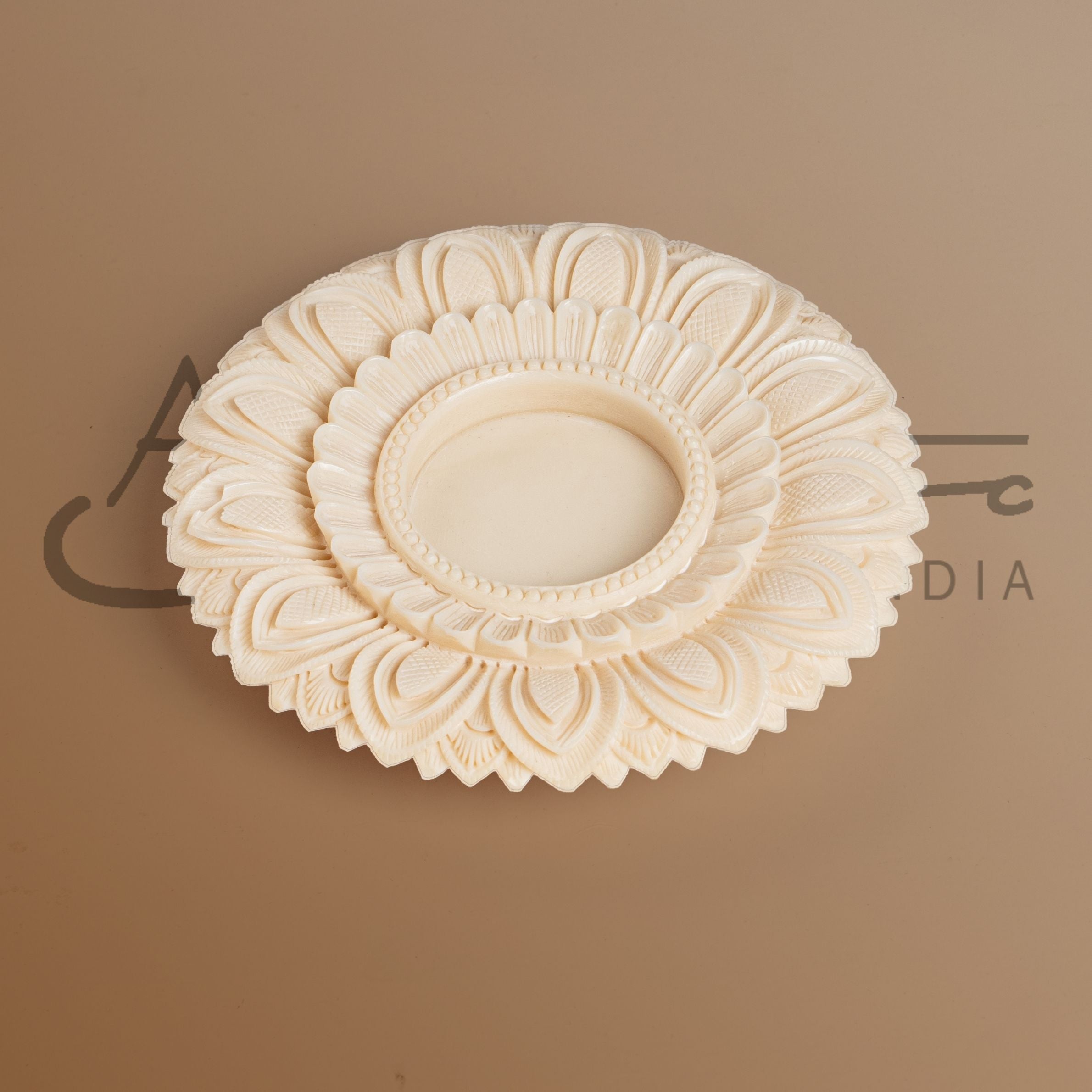 Ivory Look-Alike Sunflower Tealight Holder